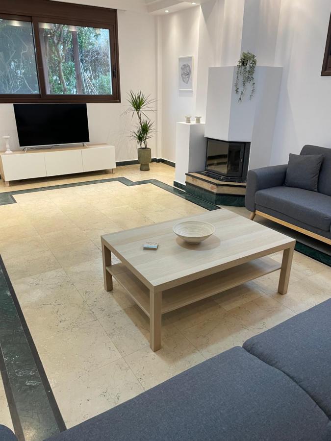 Paradise Apartments Nefeli Kalamata Dış mekan fotoğraf
