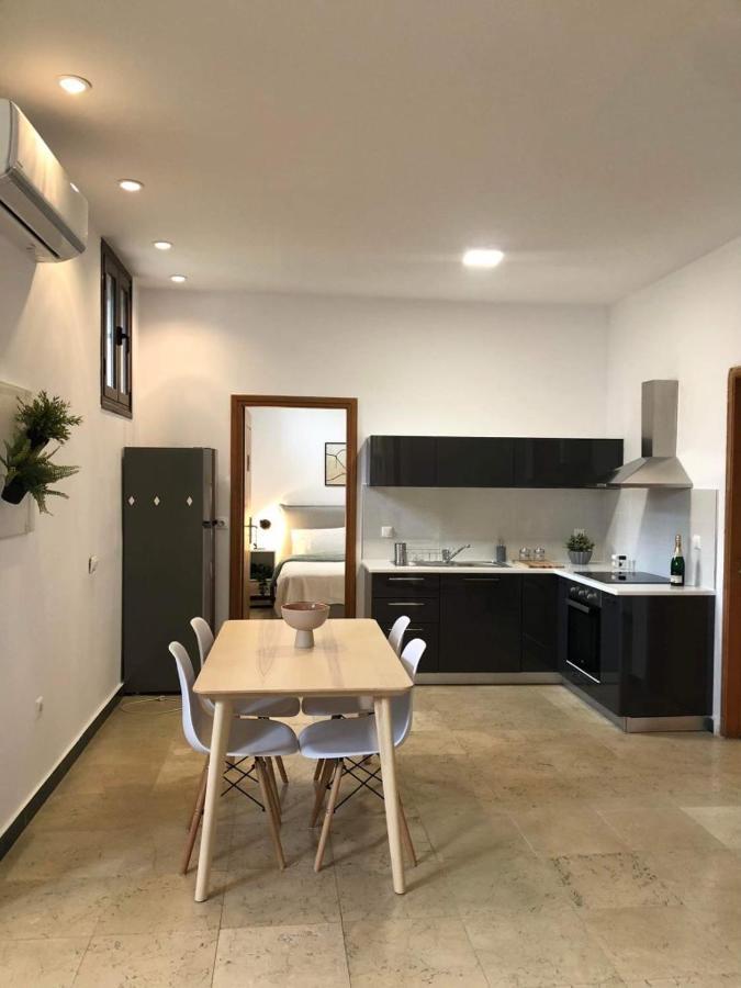 Paradise Apartments Nefeli Kalamata Dış mekan fotoğraf